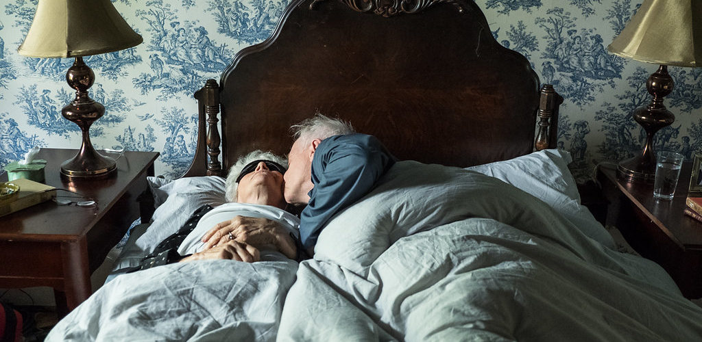 Frank kisses Wilma in the film adaptation of Margaret Atwood's Torching the Dusties